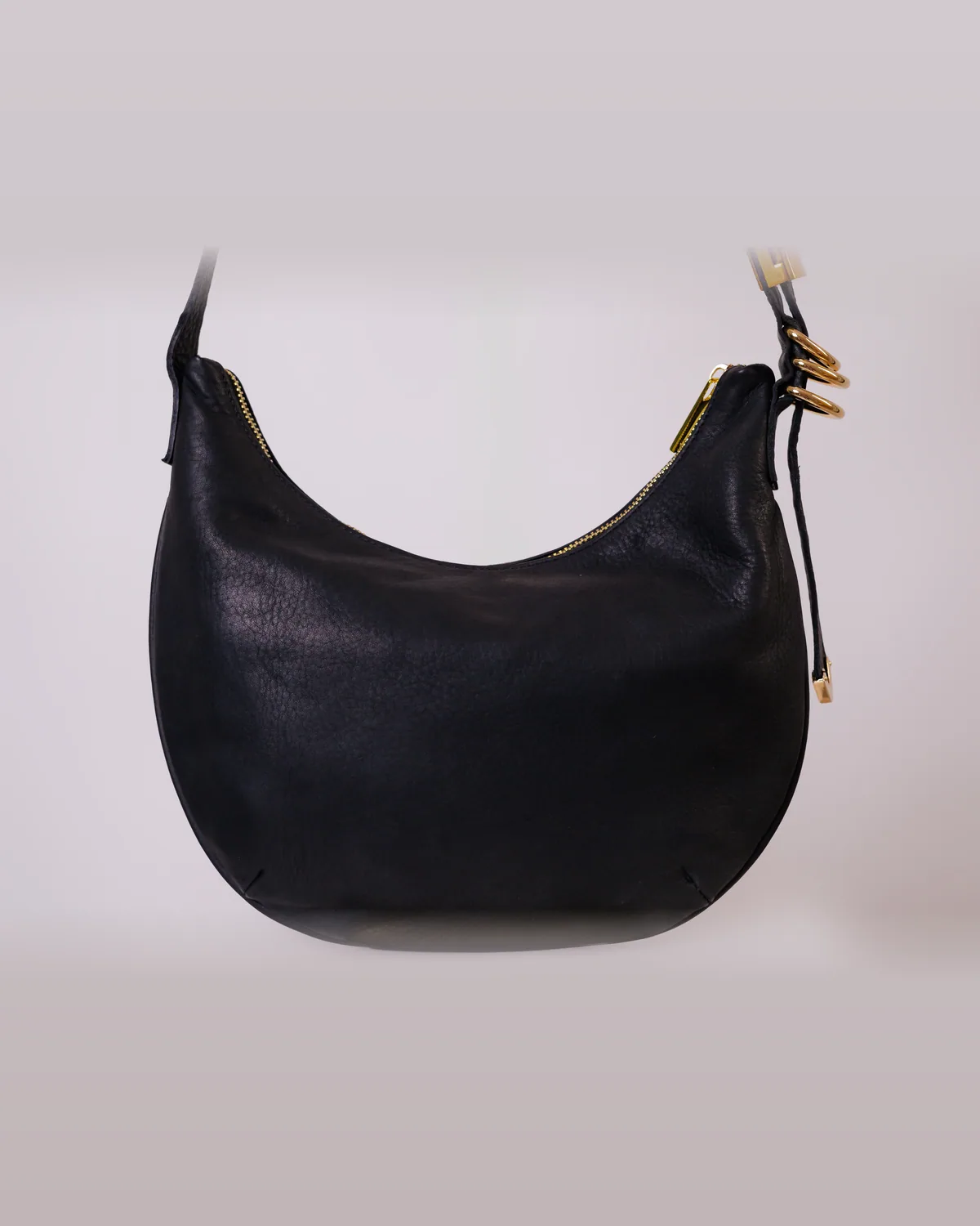 Zoé Hobo en color negro piel lisa, foto 5