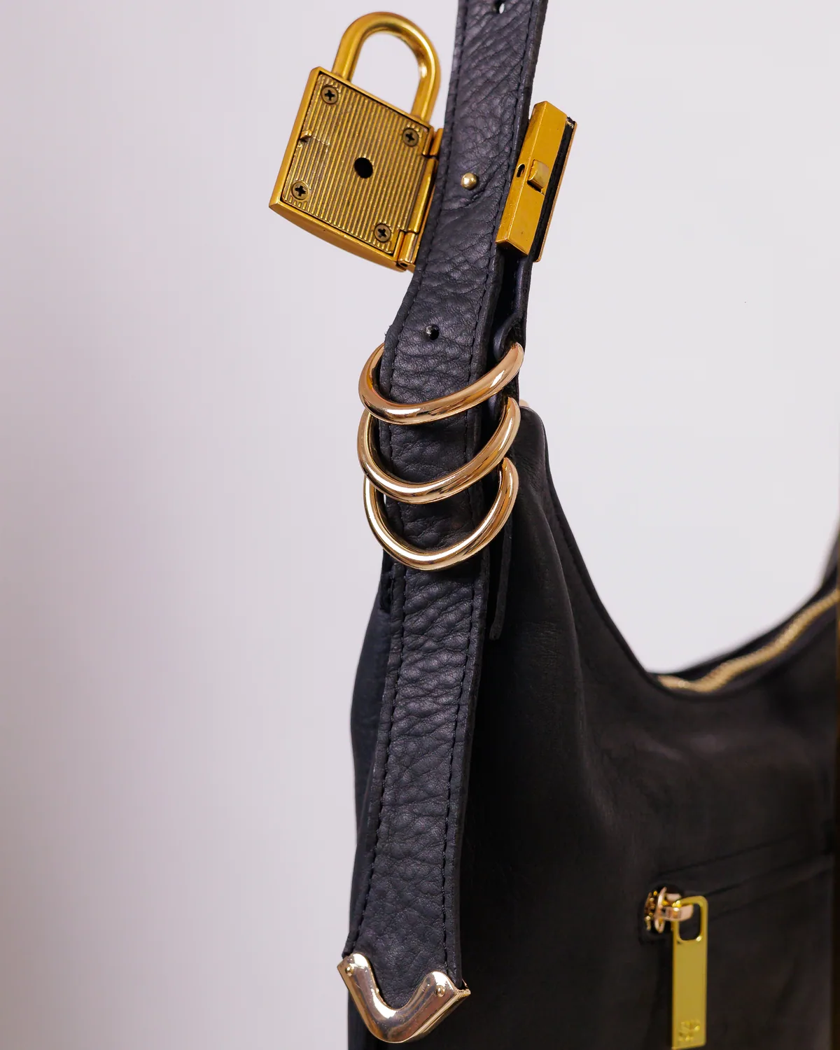 Zoé Hobo en color negro piel lisa, foto 6